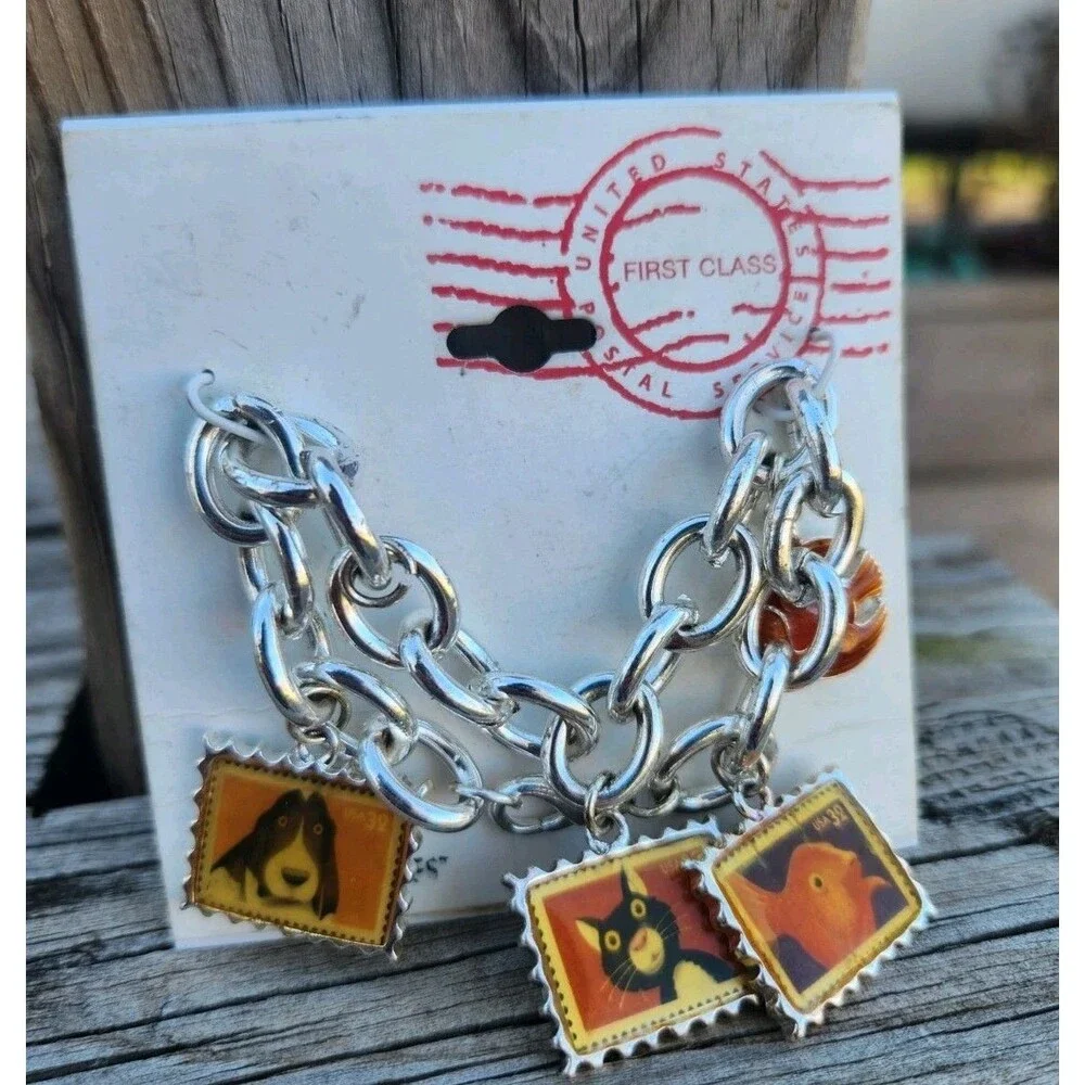 USPS 1998 Animal Stamps Charm Bracelet Dog Bassett Hound Cat Goldfish 7.5” NOS